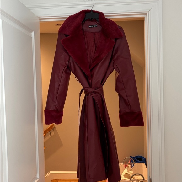 Burgundy Leather Jacket With Fur - Picture 9 of 10